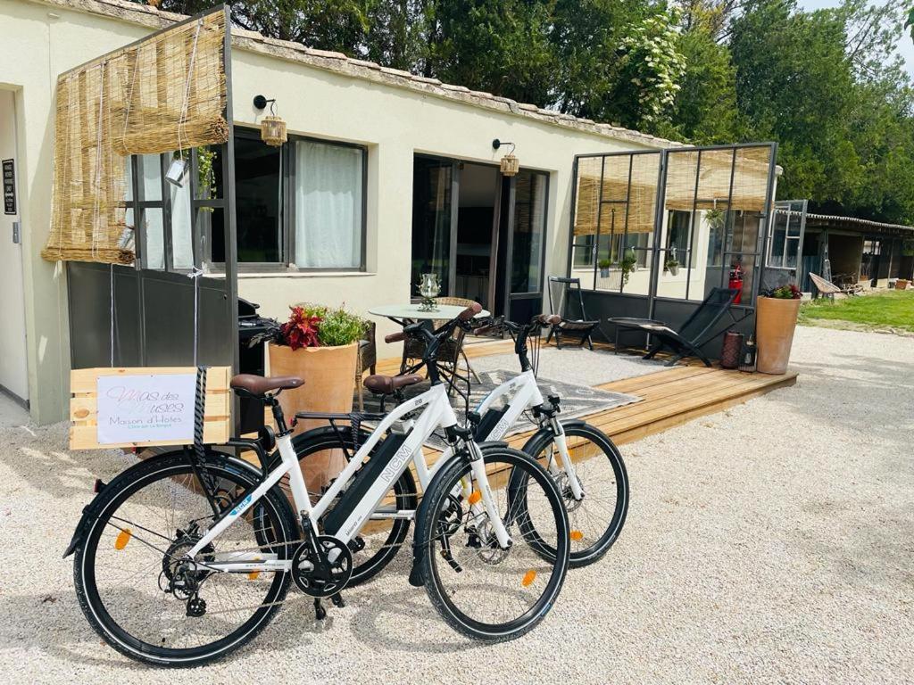 Bed and Breakfast Mas Des Muses LʼIsle-sur-la-Sorgue Esterno foto